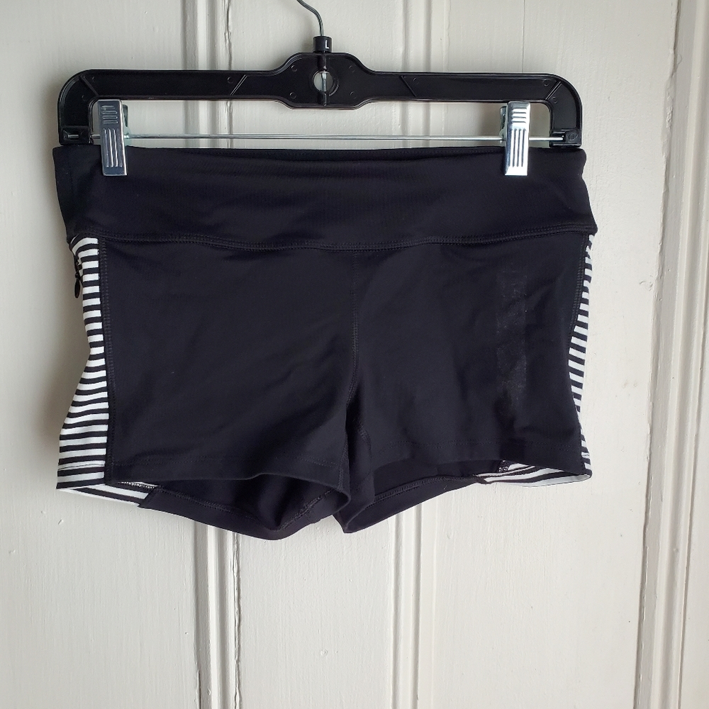 Shorts - Picture 2 of 2